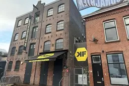 Concert in de Kroepoekfabriek in Vlaardingen met witchrock, darkpop en gothic rock