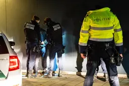 Riva bracht uithalers naar de haven en gaf hun in de auto advies: ‘Ik zou het niet doen’