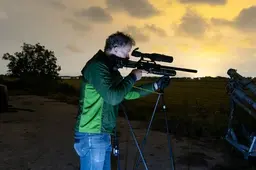 Is de rattenjager dé oplossing tegen overlast? ‘Van meter of 30 kan ik een rat afschieten’
