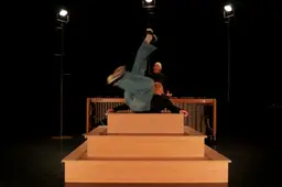 Dansvoorstelling S'DANS in Schiedam van Magnezy Dance
