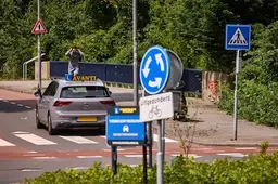 Trucje helpt rijscholen aan hogere slagingspercentages: 'CBR heeft te weinig mogelijkheden om in te grijpen'