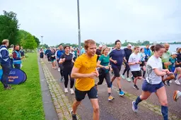 Populaire run in Kralingse Bos biedt uitkomst voor spontane hardloper: ‘Lekker laagdrempelig’