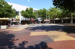 Fontein op het Veerplein in Vlaardingen staat uit