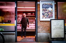 Geen personeel te krijgen: slagerij Velstra in Leeuwarden sluit de deuren. ‘Mijn hart bloedt’