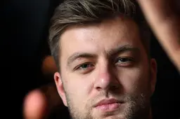 Rapper Raptiel over dapper zijn: ‘Het is toch doodzonde als jij stopt met iets leuks omdat ene Joke uit Lutjelollum op Facebook klaagt?’