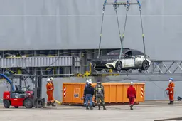 Veroorzaakte elektrische auto de brand in de Fremantle Highway? ‘Geheimhouding onderzoeksrapport tegen internationale regels’