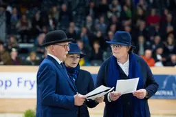 Crisis bij de Friese paarden: kan de keuring in Harich nog doorgaan?