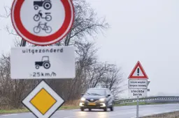 Toch geen tweedehands Friese verkeersborden naar Zuid-Holland