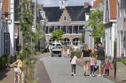 Nu Eanjum en Esonstad toch geen warmtenet krijgen, staat de miljoenensubsidie op de tocht
