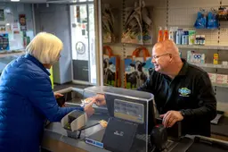 Dorpswinkel Nij Beets opnieuw gered: nieuwe ondernemer dient zich aan