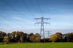 Waar komt de nieuwe hoogspanningslijn die dwars door Friesland loopt?