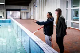 Nog steeds water in het oude Drachtster wedstrijdbad: anders wordt het een ravage