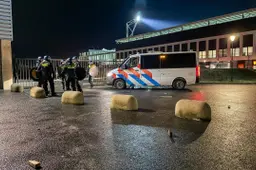 Schokkende beelden eerste rel in nieuwe Cambuurhonk: een videoreconstructie