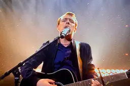 Tim (19) uit Drachten na ‘magisch optreden’ door naar finale Holland’s got Talent: ‘Heel spannend’