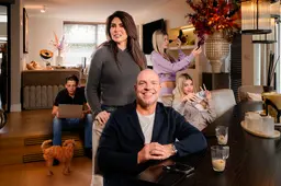 Realityserie Andy en Melisa keert terug met chaos in huis en puberende dochters. ’Onze familie is een stuiterbal’