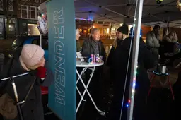 Angela slaapt na vijftien jaar weer op straat. Dit keer vrijwillig. ‘Ik ga niet plat liggen’