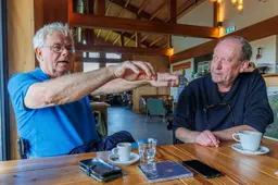 Euwe (69) en Sybolt de Jong (64) stoppen met Bach-project en gaan verder met jong talent