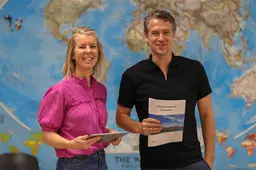 Aardrijkskundedocenten Bornego Heerenvveen werken al ruim 10 jaar met eigen lesmateriaal én zonder schoolboeken