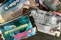 Wesley (42) uit Appelscha raakte zwaar verslaafd aan de legale drugs van Home Chemistry. ‘Ik hoefde mijn huis er niet eens voor uit’