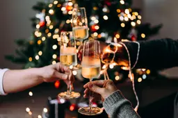 Met de feestdagen in het glas, maar ook een bubbelende reisbestemming: de heerlijke lichtheid van de Champagne