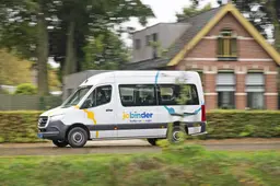 Jobinder krijgt gelijk van gerechtshof en mag verder met toerwagenbedrijf Veenstra