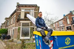 Andries (26) kocht de bekendste bouwval van Leeuwarden: ‘Ik wilde dit huis echt heel graag hebben’
