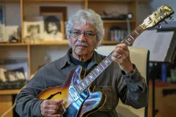 Rocker Woody Brunings (87) uit Sneek is nog lang niet uitgespeeld