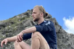 Sil (25) stierf toen hij illegaal vuurwerk afstak. Zijn zus: ‘Sil was een licht’