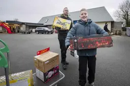 Waarom vuurwerkfanaat Erik uit Pijnacker vanochtend vroeg naar Marrum reed