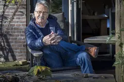 Lintje voor bekende Snekers Henk van der Veer en Kees Poiesz. ‘Ambassadeurs van Sneek’