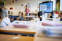 Regie over scholen moet snel terug naar het Rijk | opinie