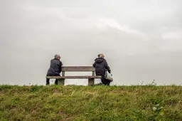 Droge, maar bewolkte donderdag, supermaan zichtbaar op Pakjesavond