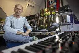 Hoe ‘Stiekem gedanst’ van Toontje Lager uitgroeit tot een Nederpopklassieker