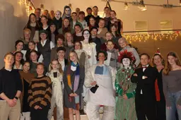 Kantine CSG Liudger Raai wordt theater. Leerlingen creëren eigen versie Scrooge