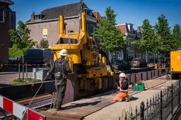 Bolsward en Makkum aan de beurt met vervangen kades