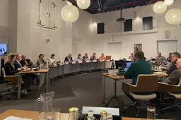 In de Twirre in Ureterp komen statushouders en starters: maar wordt het eerst verbouwd of gesloopt?
