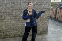 Jongste vrouwelijke schietinstructeur van Nederland heet Femke en komt uit Leeuwarden. ‘Je moet sterk in je schoenen staan’