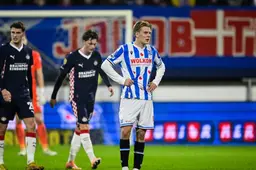 SC Heerenveen kan koploper PSV alleen in openingsfase bijbenen en glijdt verder weg in rechterrijtje