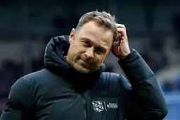 Robin Veldman reageert op vijf stellingen over SC Heerenveen: ‘Je maakt het heel groot als je deze uitspraak op de club betrekt’
