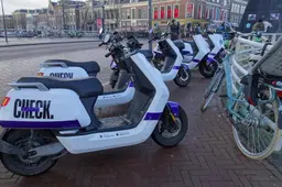 Kijken: hier staan straks de deelscooters in Bilgaard en de Leeuwarder binnenstad