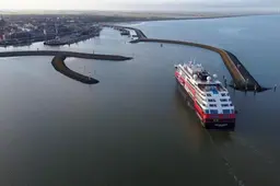 Harlingen speelt met idee om havenmond een eindje verder in de Waddenzee te leggen: ‘Is veiliger voor scheepvaart'