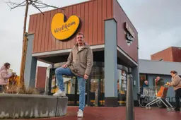 Het blijft niet bij 13 supermarkten voor Erik Kooistra (51) uit Bolsward: ‘Wij hebben geen doorsnee winkels’