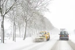 KNMI: vrijdag code oranje in Friesland vanwege sneeuwduinen en ‘sneeuwjacht’