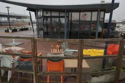 Overname van aandelen in lunchroom Harlingen leidt tot gesteggel en uiteindelijk faillissement