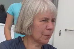 Hetty (73) schreef liefst 1600 preken, allemaal met vulpen en een groot deel ervan in Huizum