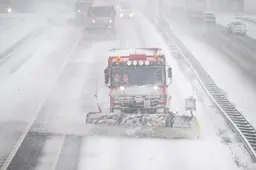Sneeuwstorm Goretti teistert Nederland: sneeuwjacht, ijzel en gevoelstemperatuur -10