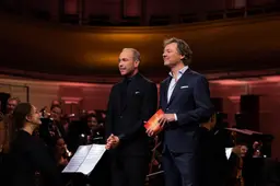 Coach Rolf (36) uit Drachten dirigeert Jamai en Daniel naar grote Maestro-finale. ‘Der kin fan alles gebeure...’