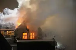 Restauranteigenaar Dax (32) sliep met vriendin vlak naast brand in de Grote Hoogstraat: ‘Ik dacht: dit is niet goed’