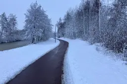 Fietsersbond: fietsers worden vergeten. ‘Grote ergernis dat ze de sneeuw van de autorijbaan op de fietspaden schuiven’