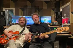 Johan en Maarten uit Joure willen 52 liedjes maken in een jaar: ‘Vooral laatste loodjes muziekproject zijn het zwaarst’